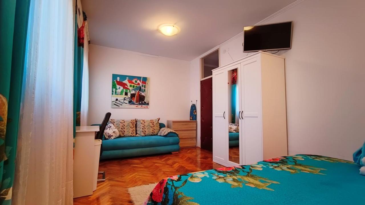 Apartman Ladybird Pula Exterior foto